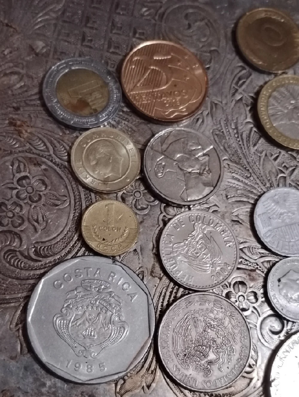 Mixed Foreign Coin Collection on Decorative Metal Tray - Picture 2 of 4